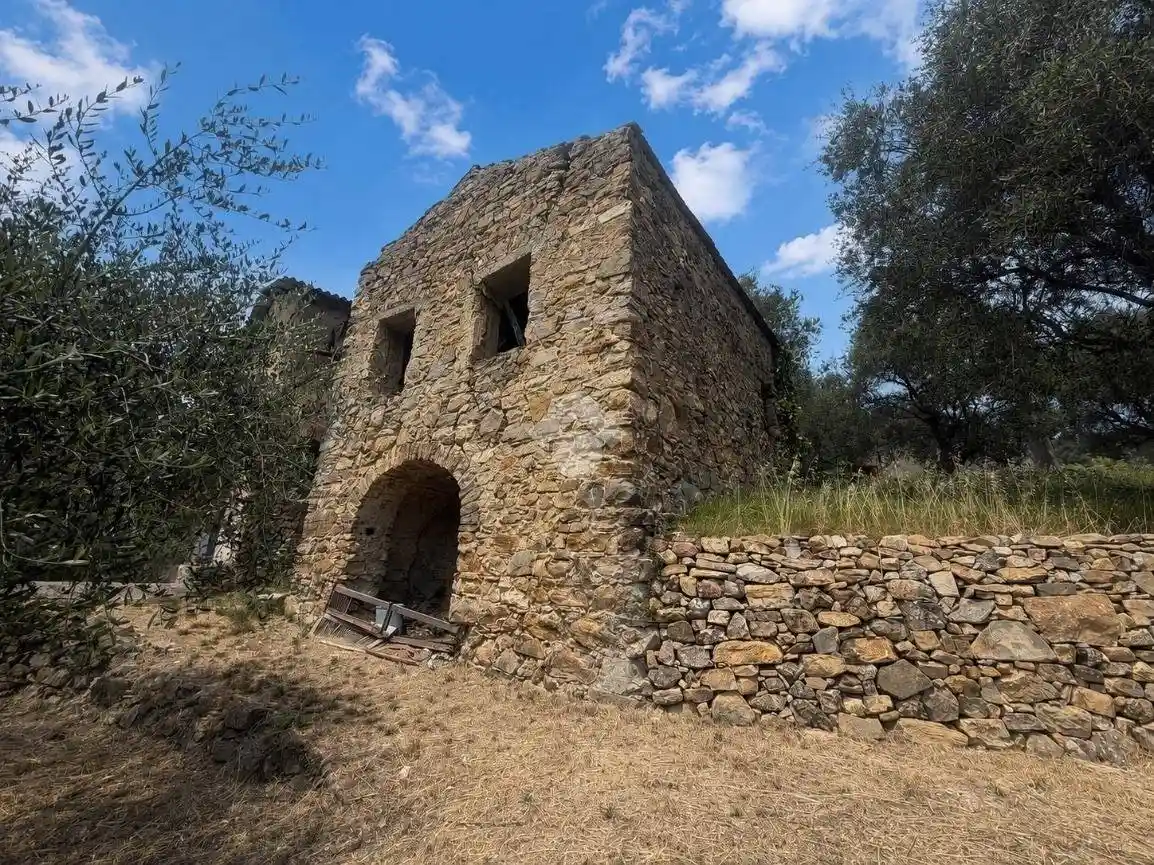 Rustico - Casale in vendita a Vallebona