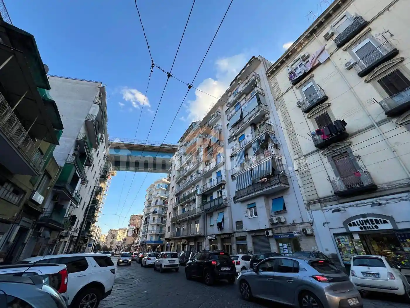 Appartamento in vendita a Napoli