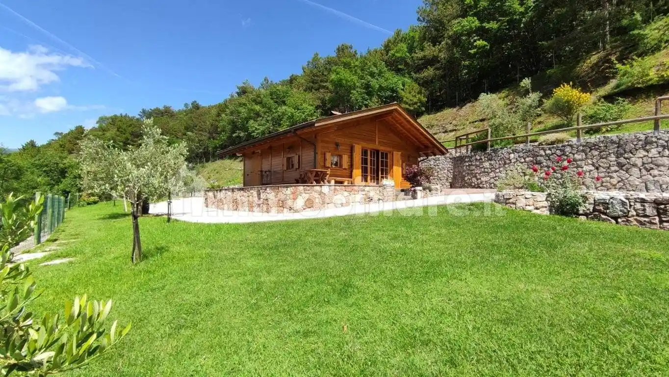 Rustico - Casale in vendita a Cavedine