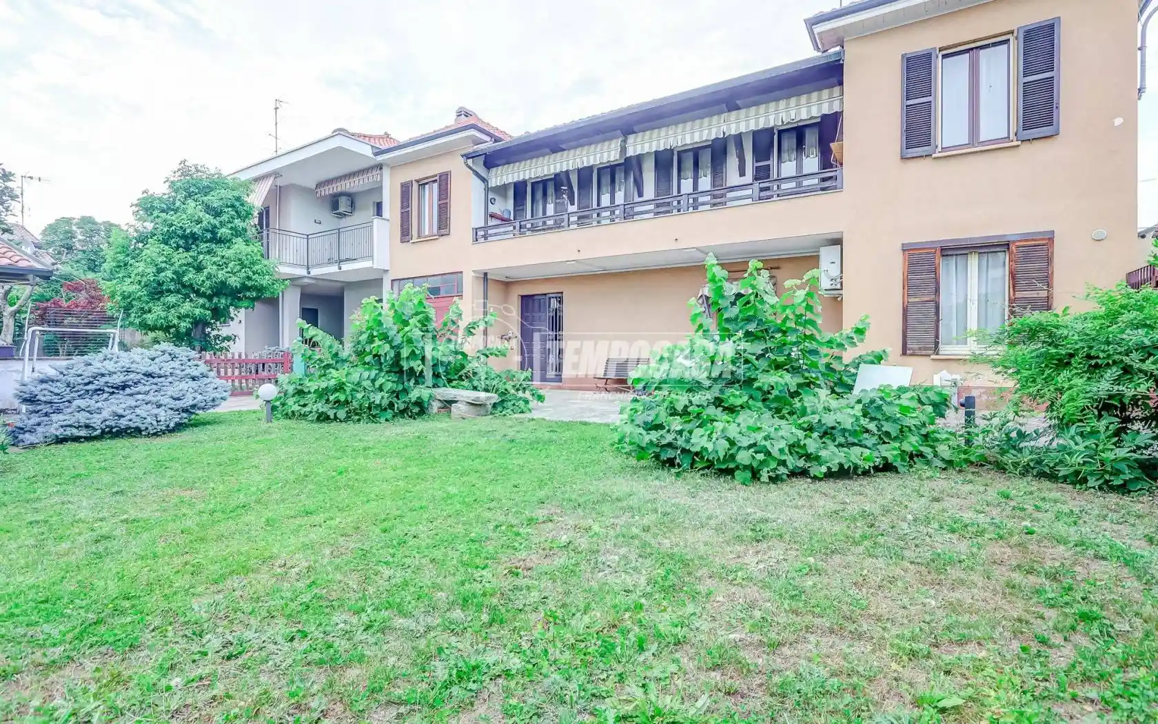 Villa in vendita a Robecchetto con Induno