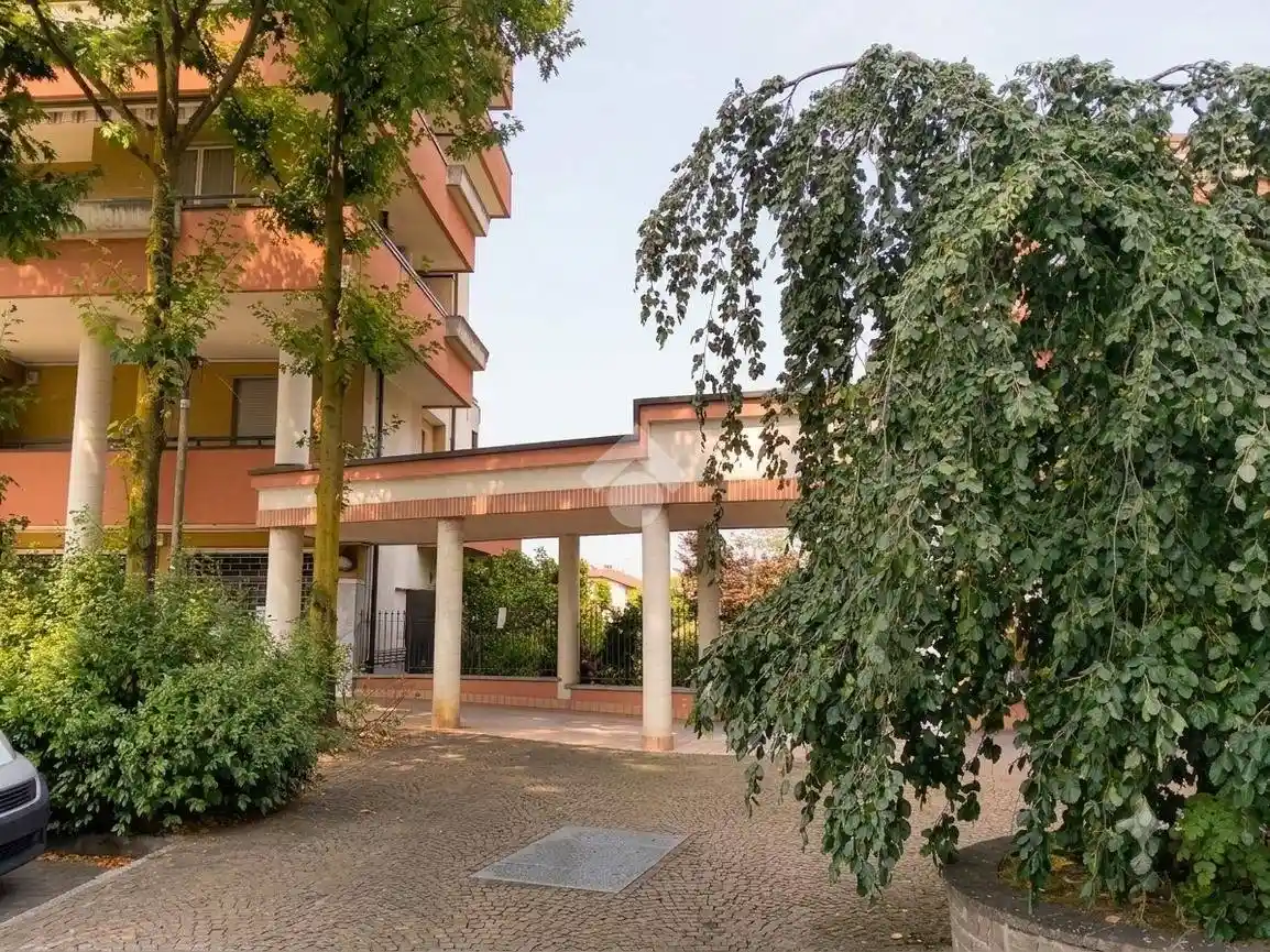 Appartamento in vendita a Osnago