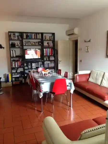 Appartamento in affitto a Modena