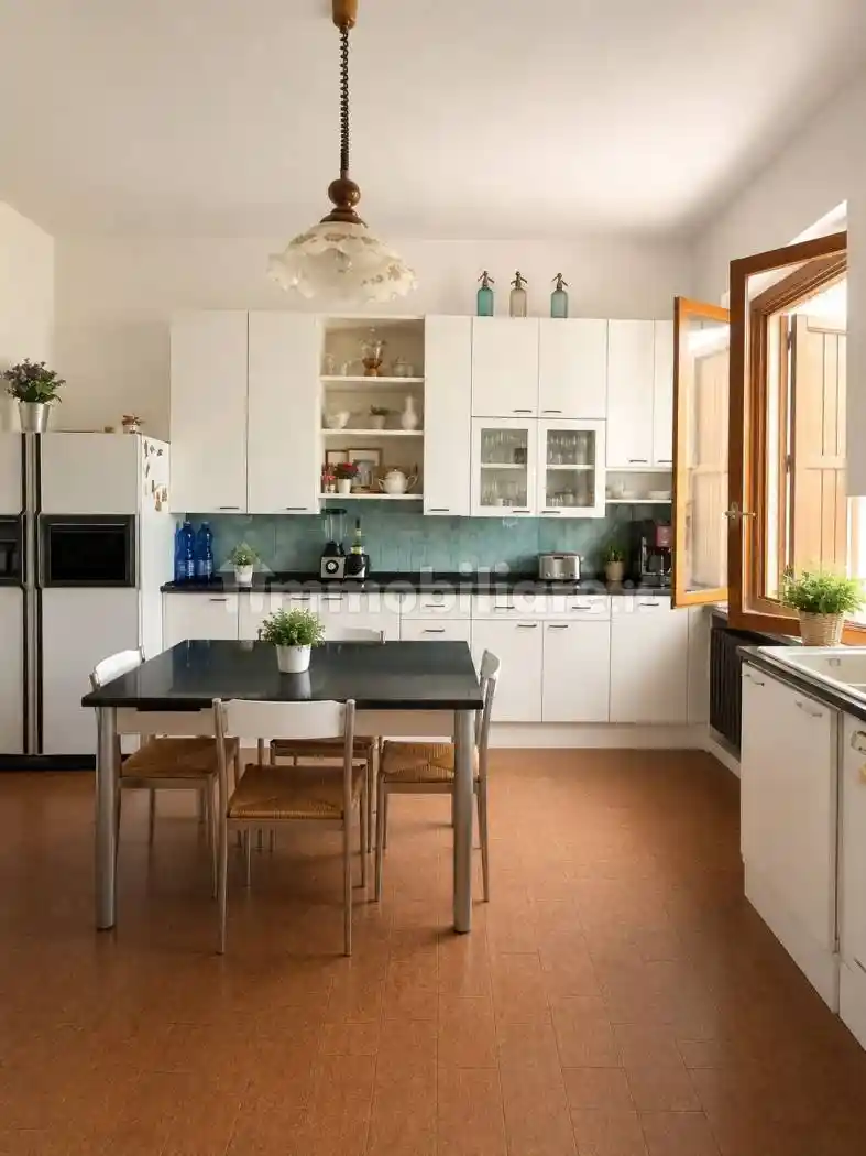 Villa in vendita a Mercatino Conca
