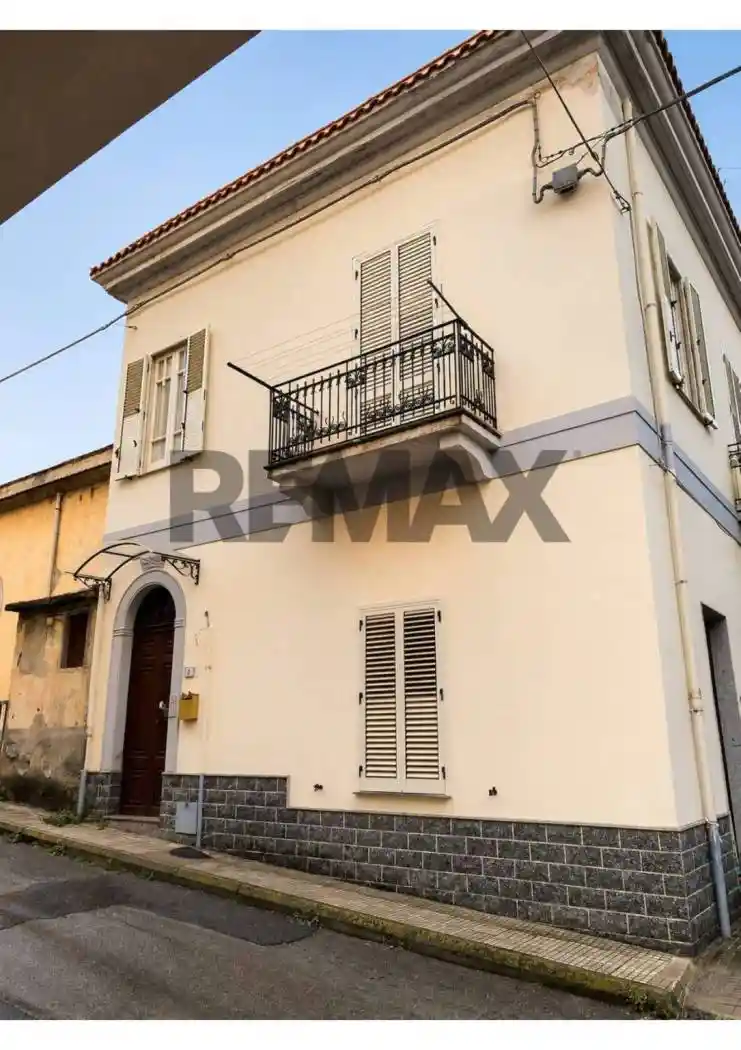 Casa indipendente in vendita a Acquedolci