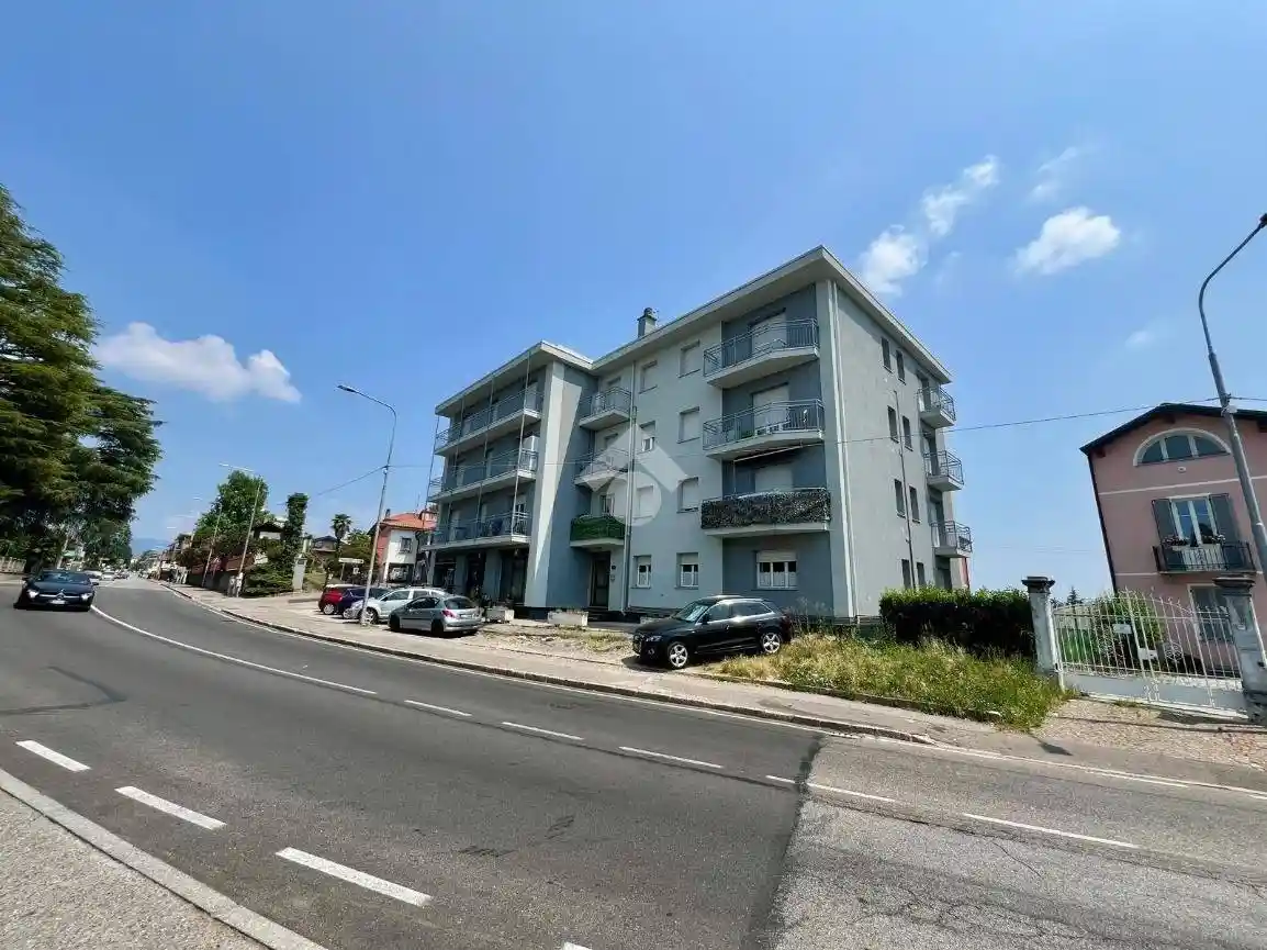 Appartamento in vendita a Varese