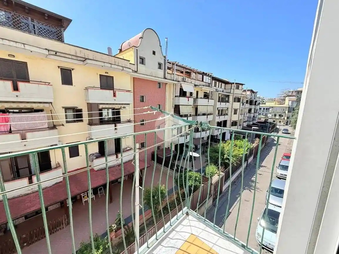 Appartamento in vendita a Napoli