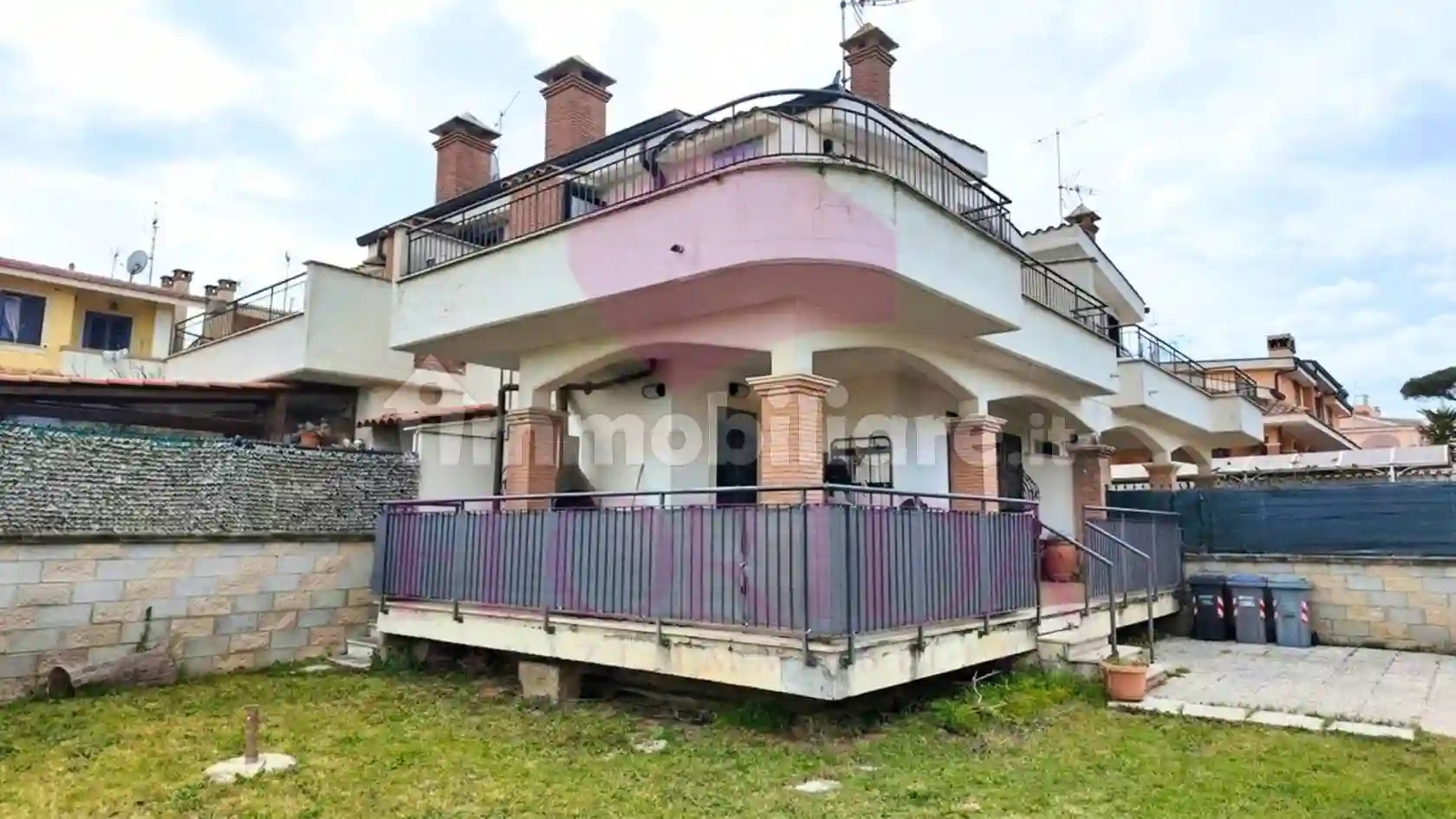 Villa - foto 2