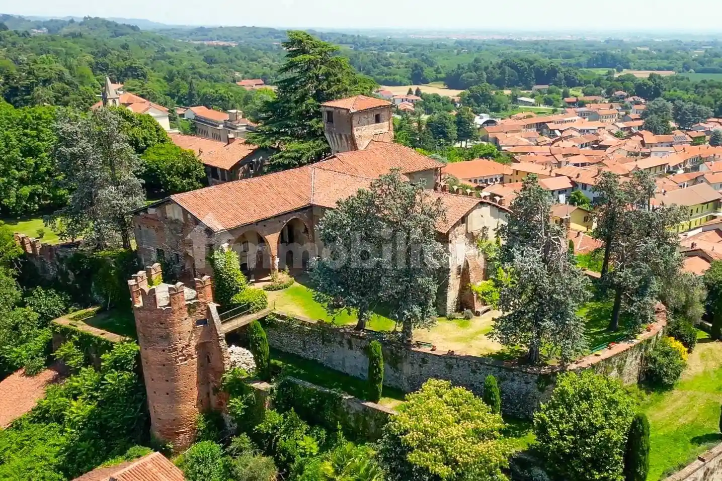 Palazzo - Edificio in vendita a Moncrivello