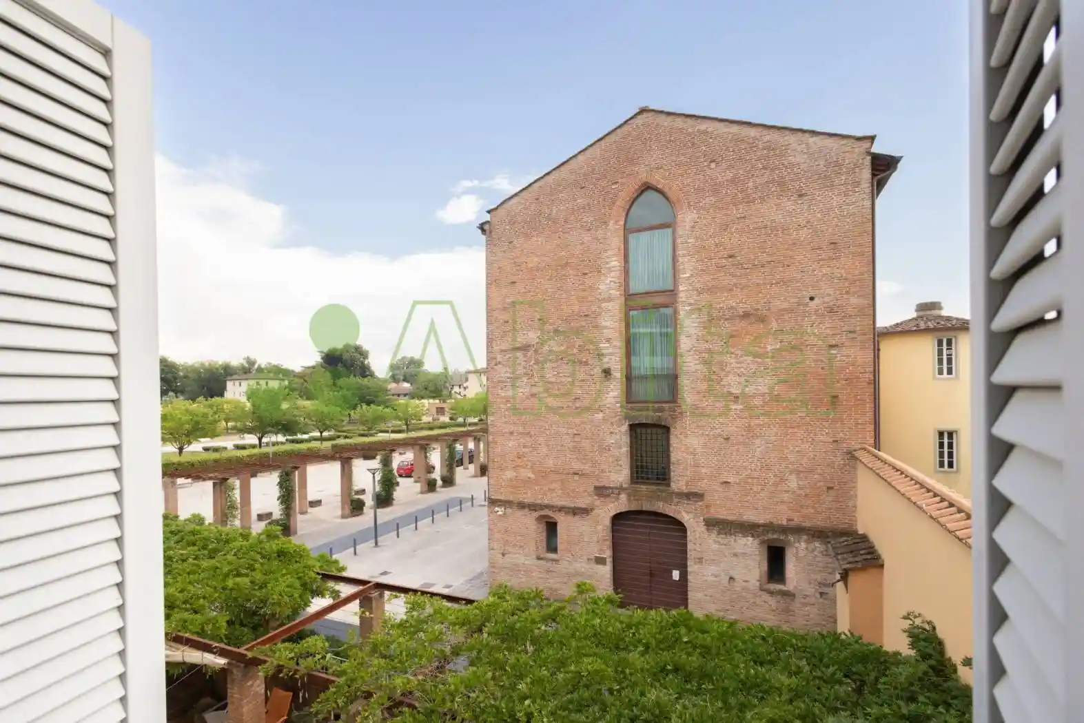 Appartamento in vendita a Lucca