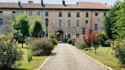 Rustico - Casale in vendita a Castellazzo Novarese