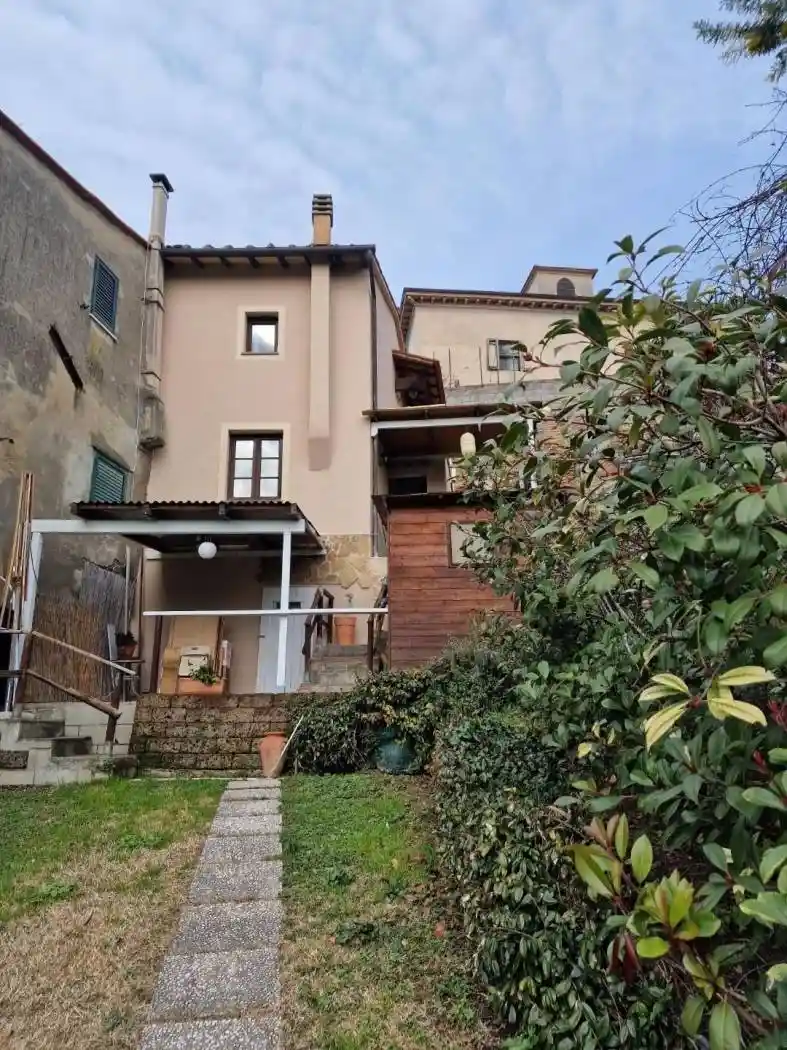 Casa indipendente in vendita a Casciana Terme Lari
