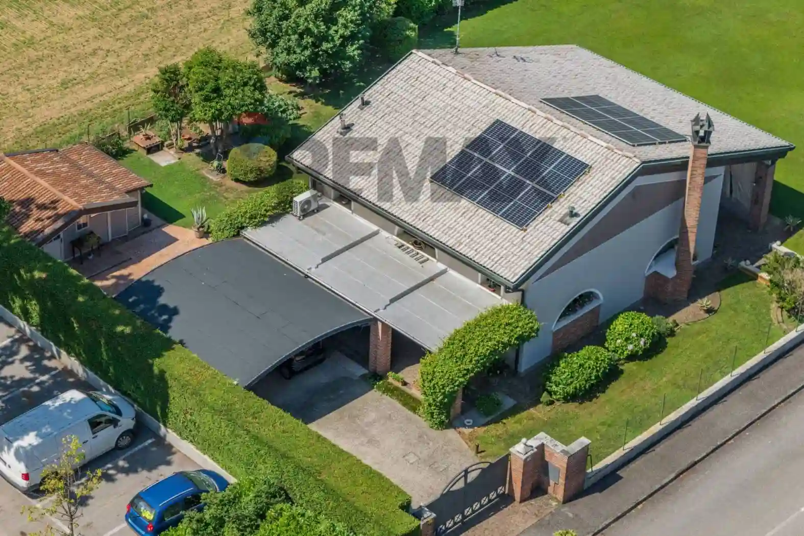 Villa - foto 2