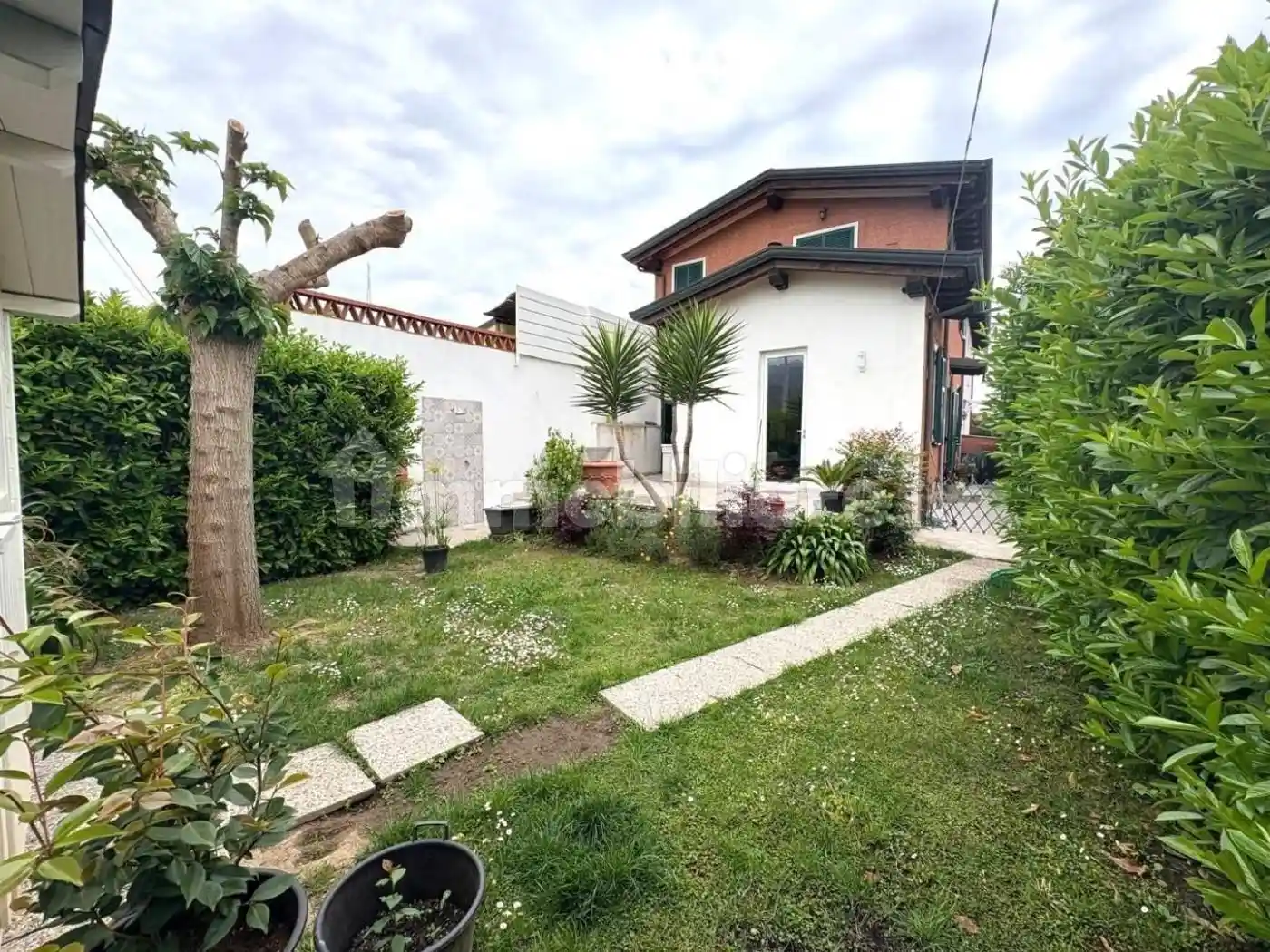 Villetta a schiera in vendita a Montignoso
