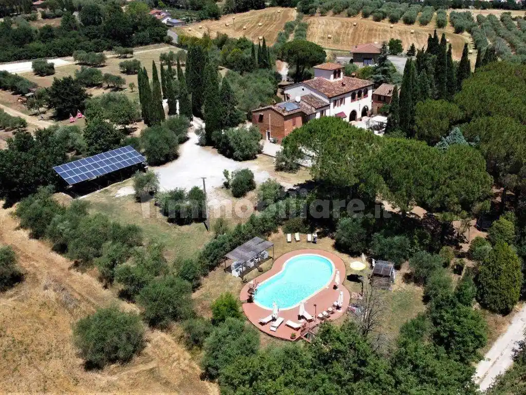 Rustico - Casale in vendita a Sinalunga