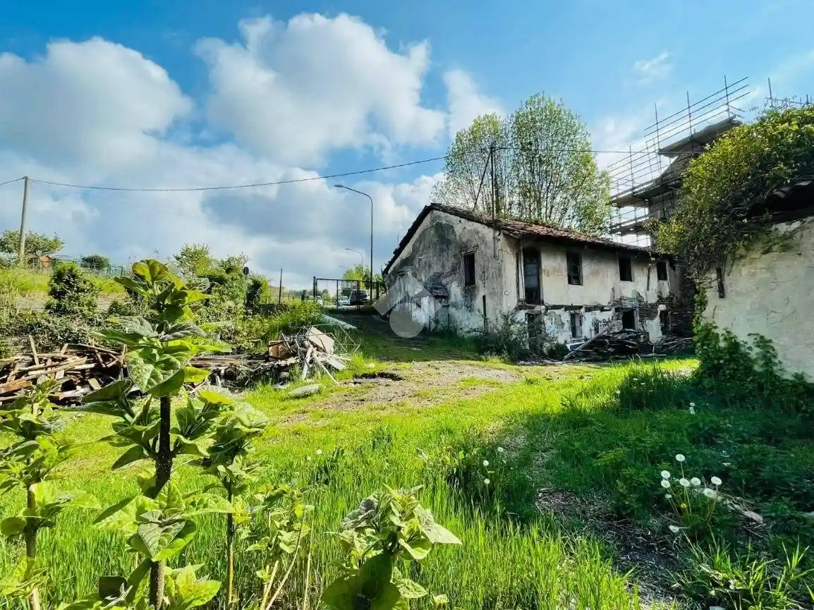 Rustico - Casale in vendita a Lanzo Torinese