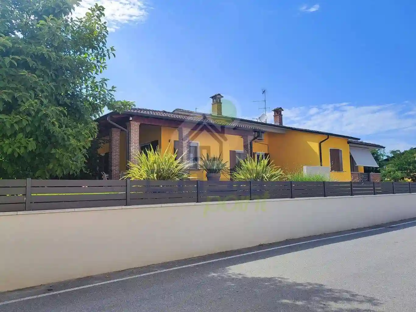 Villa - foto 2