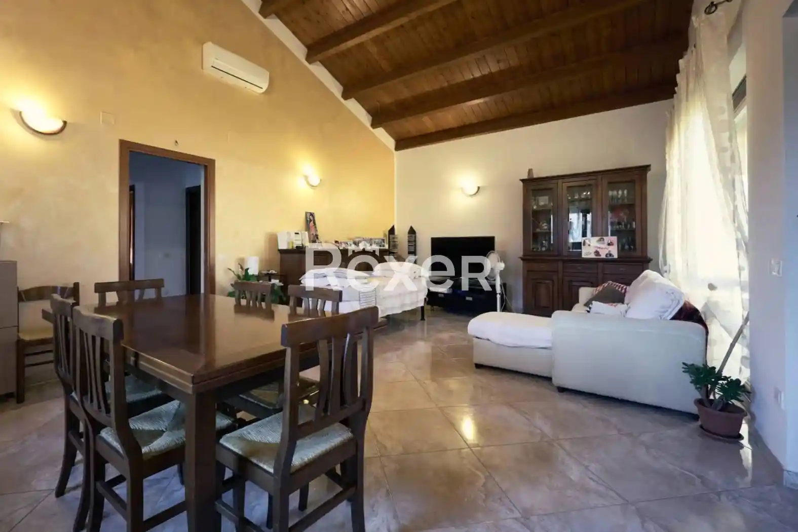 Villa in vendita a Ari