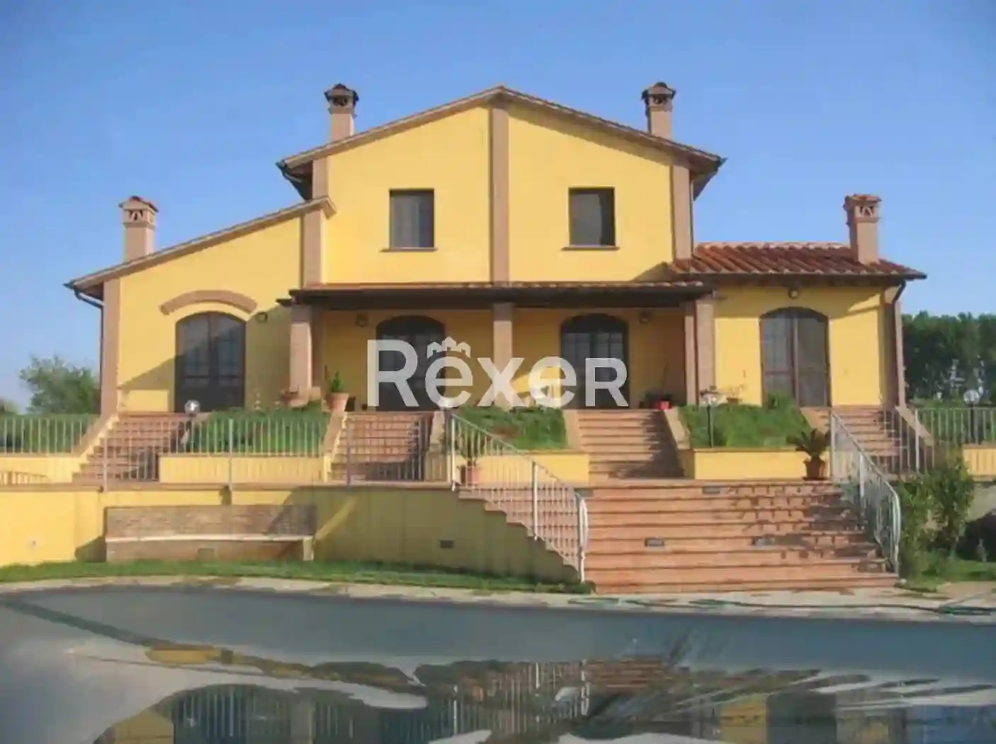 Villa - foto 2