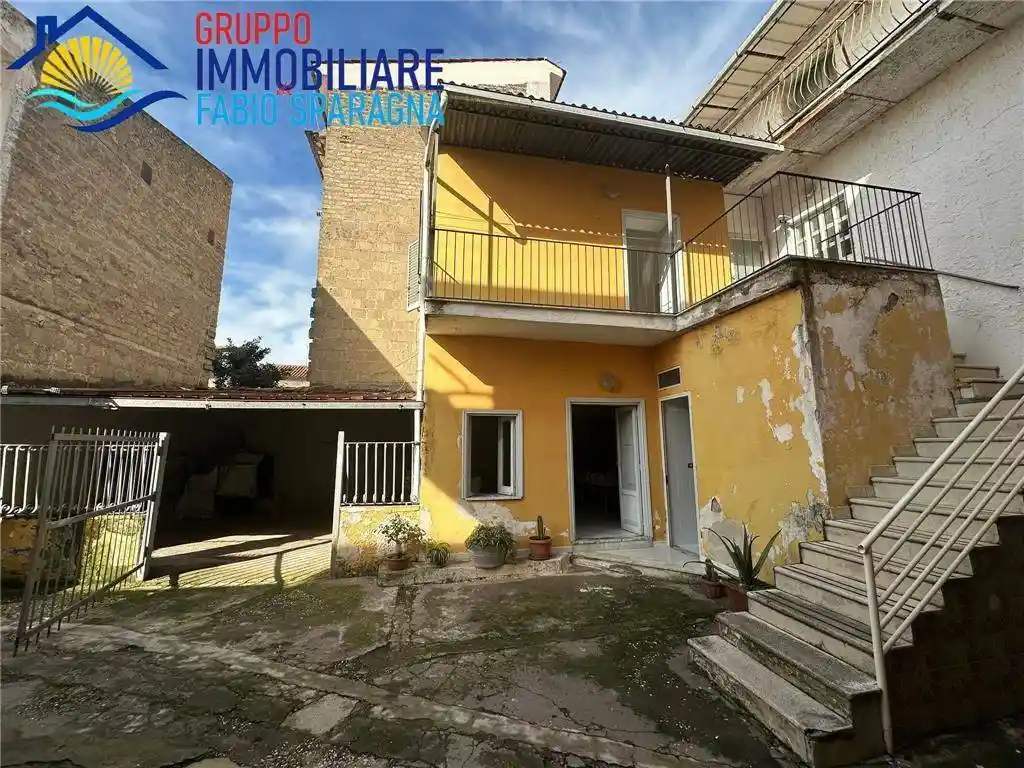 Casa indipendente in vendita a Sessa Aurunca