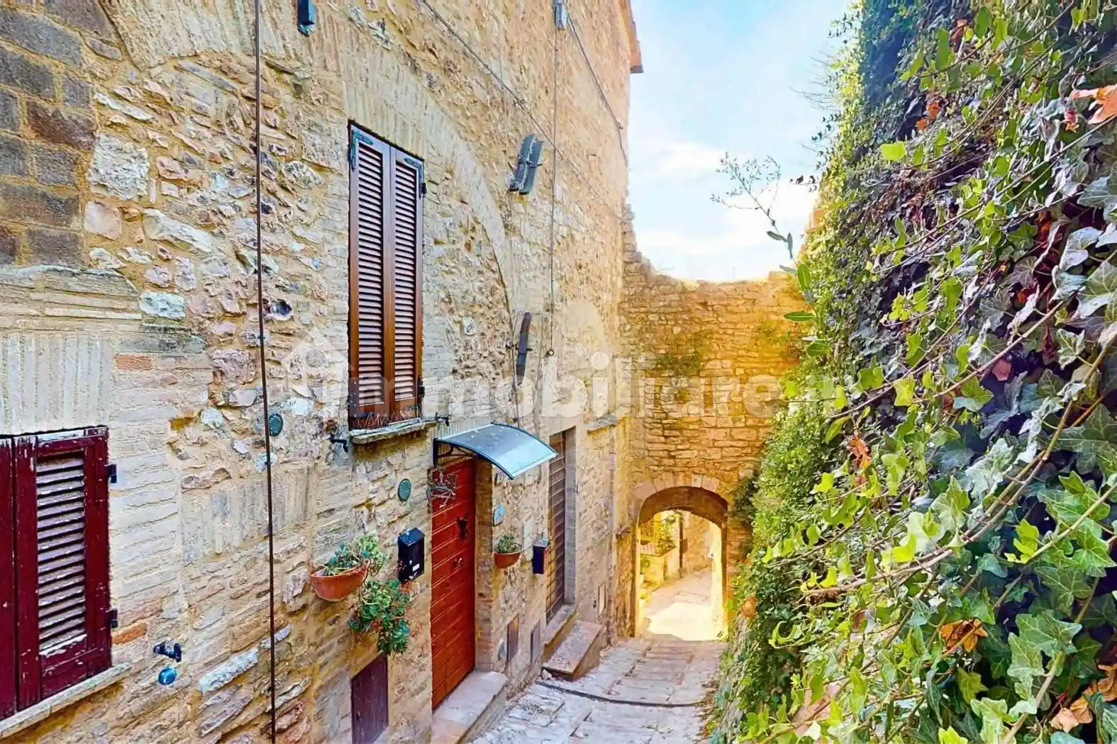 Casa indipendente in vendita a Spello