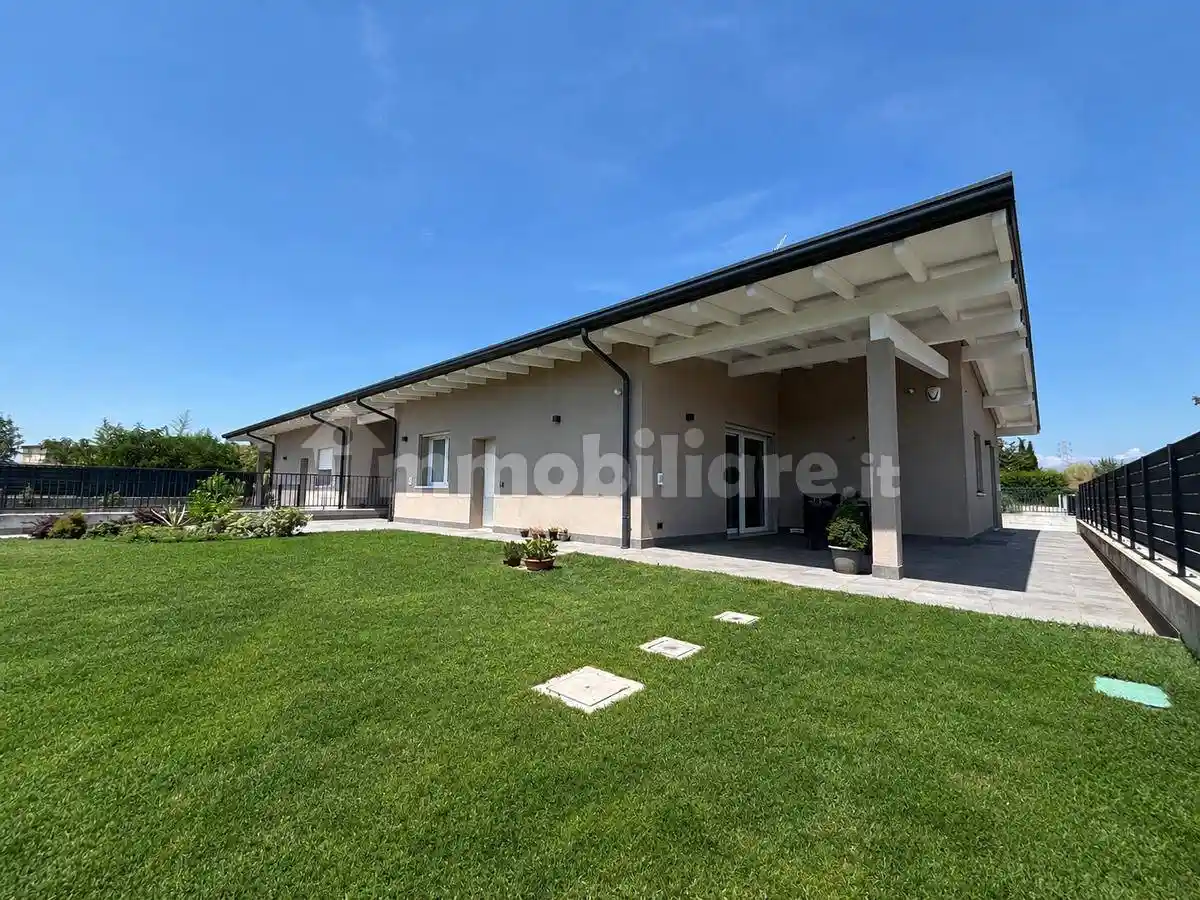 Villa in vendita a Verona