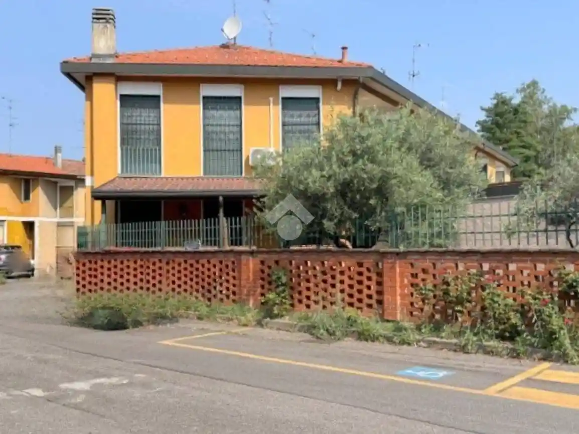Villetta a schiera in vendita a Cesate