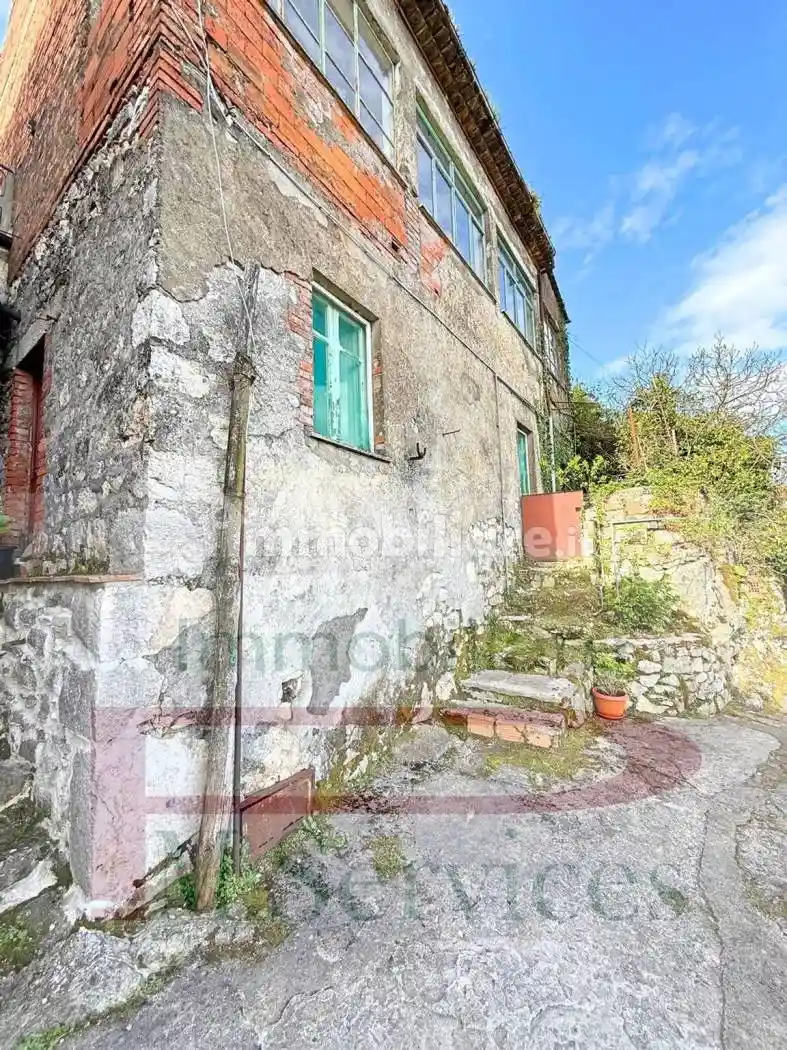 Villa in vendita a Castro dei Volsci