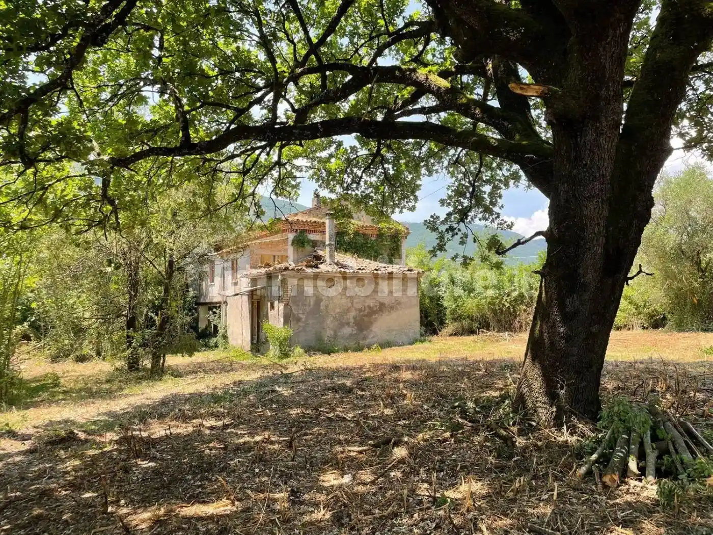 Villa in vendita a Castro dei Volsci