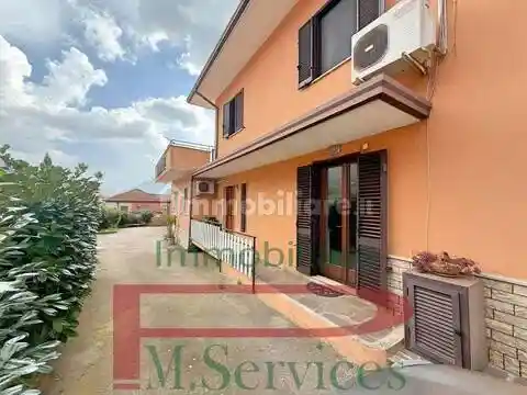 Villa in vendita a Castro dei Volsci