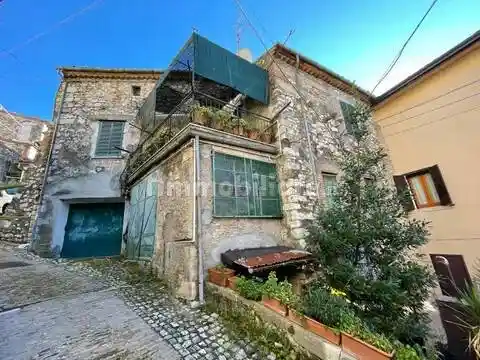 Appartamento in vendita a Castro dei Volsci