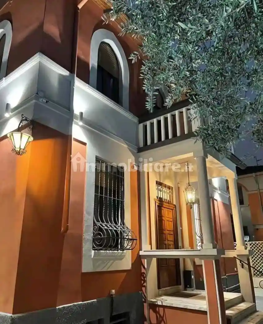 Villa in vendita a Milano