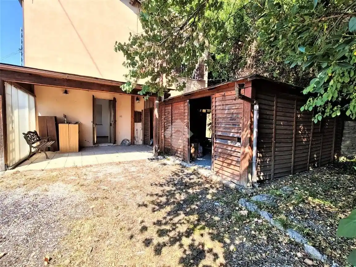 Casa indipendente in vendita a Perugia