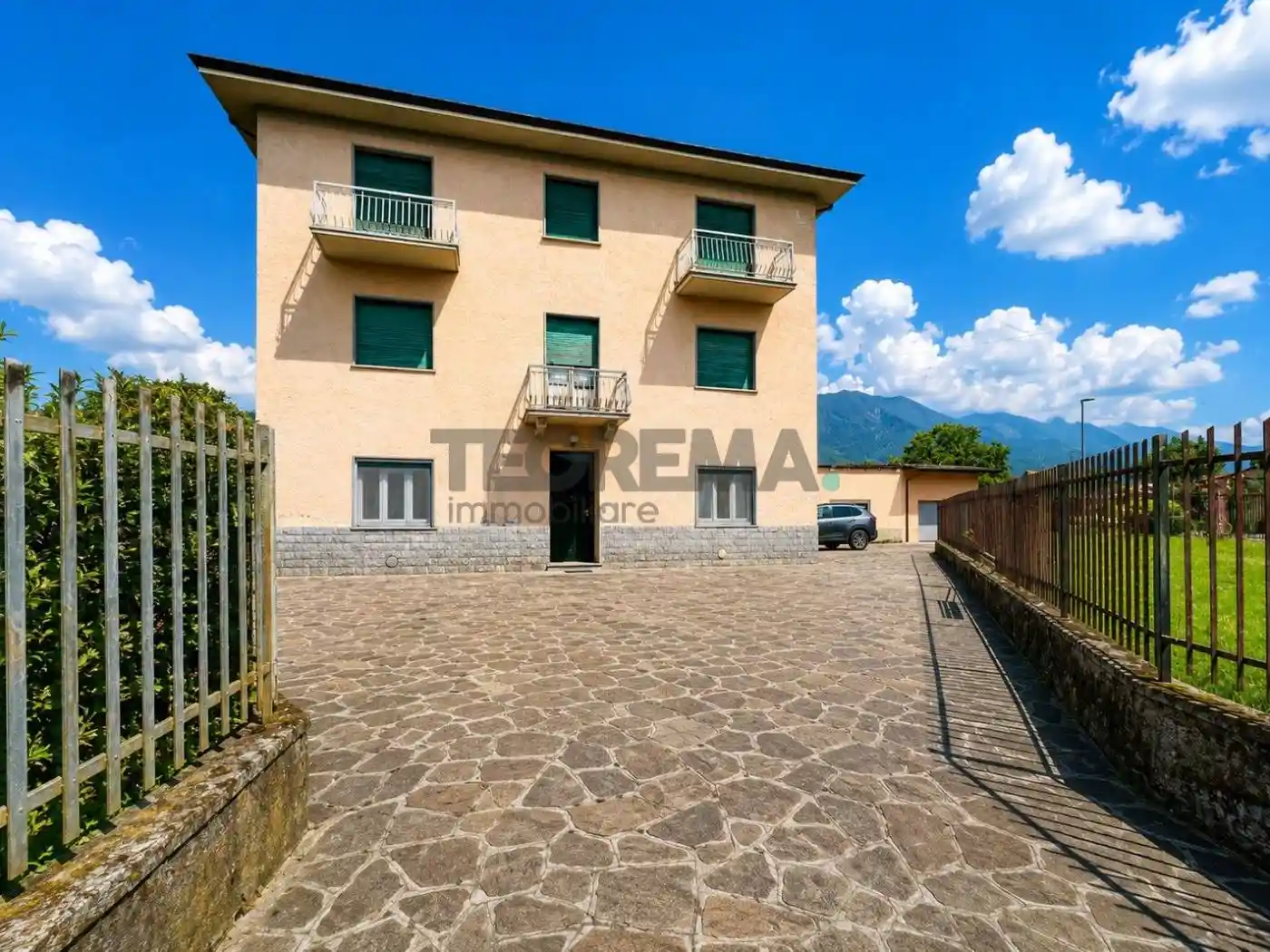 Appartamento in vendita a Rovetta