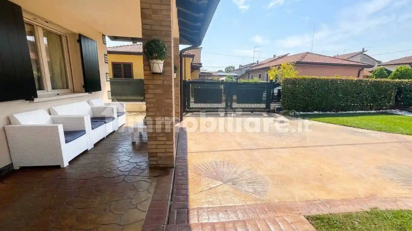 Villa - foto 3