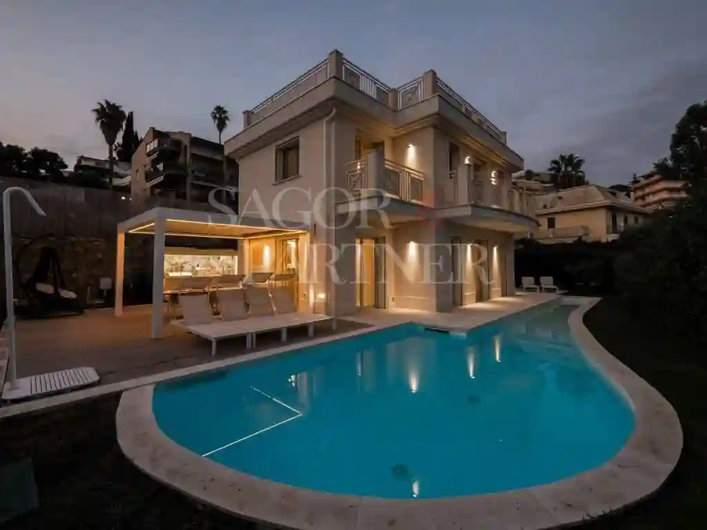 Villa - foto 2