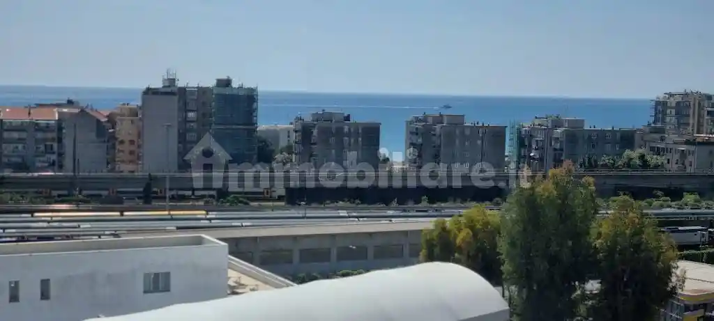 Appartamento in vendita a Savona