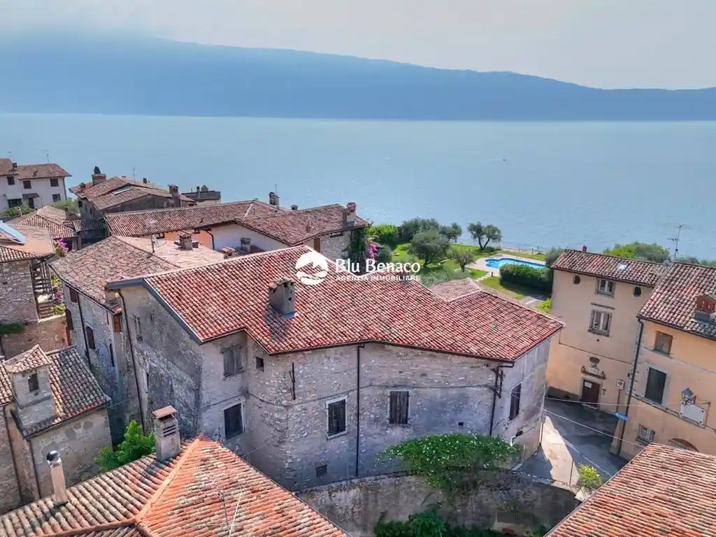 Rustico - Casale in vendita a Toscolano-Maderno