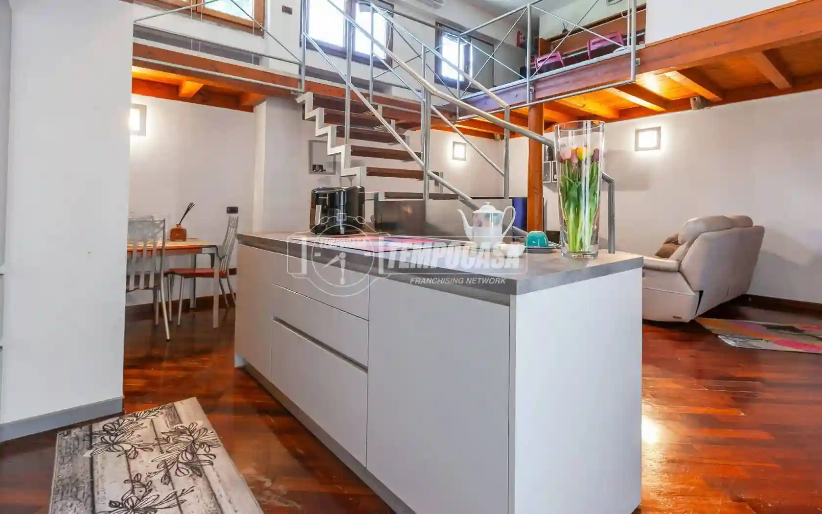 Loft - foto 5