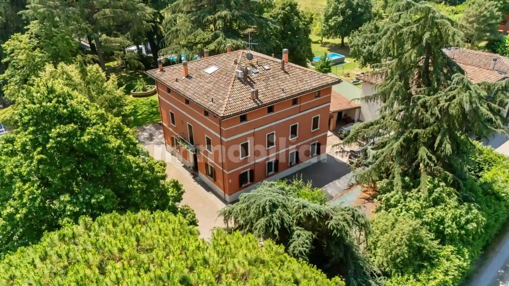 Villa - foto 2