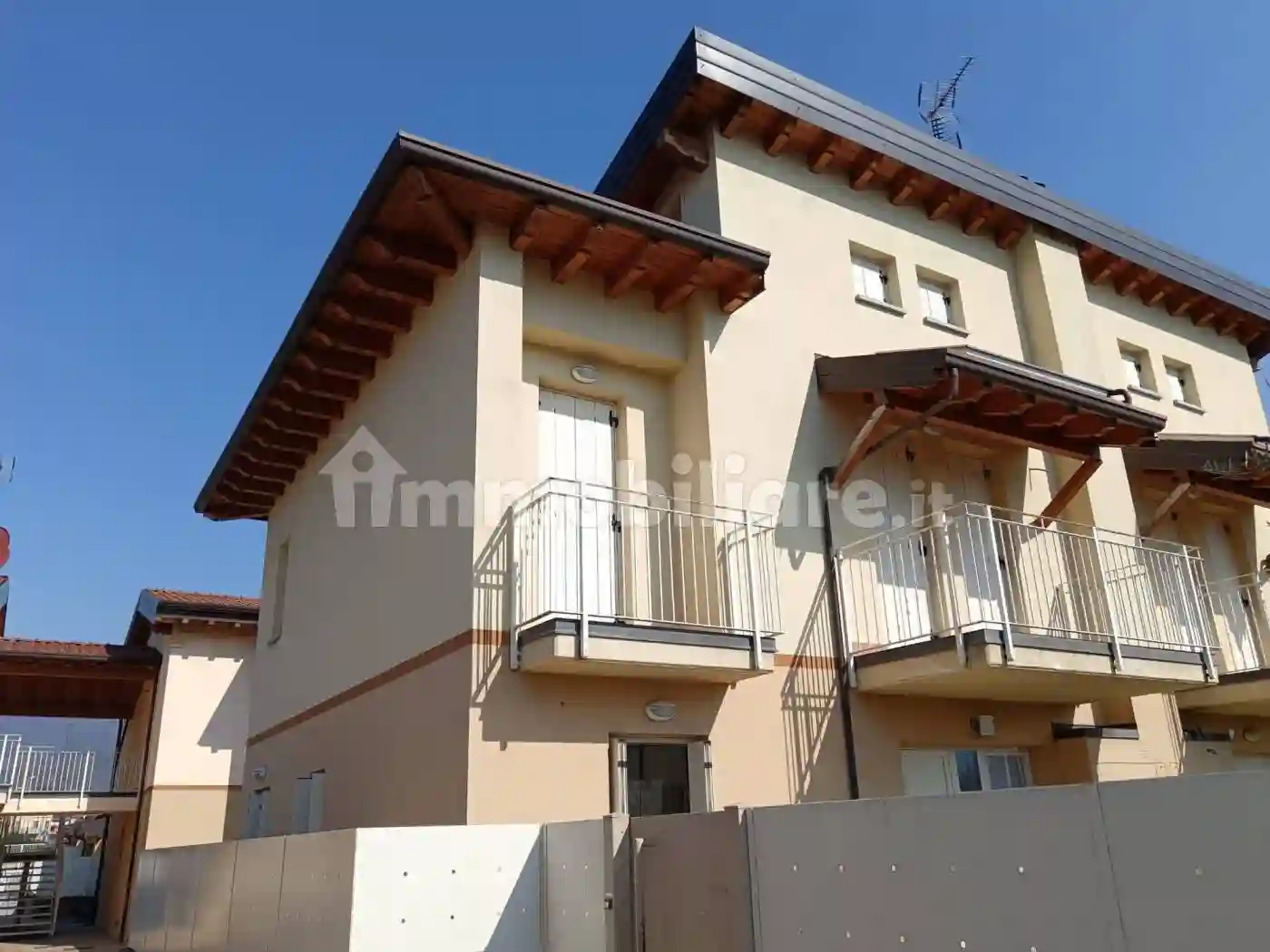 Villetta a schiera - foto 3