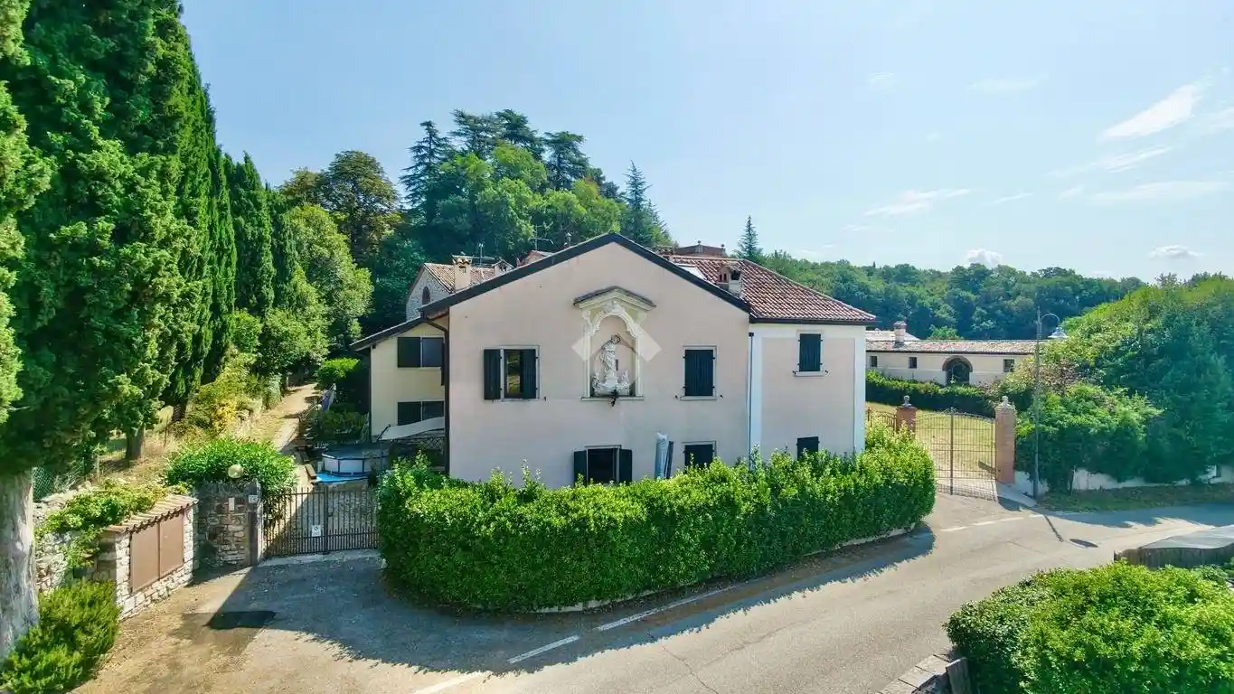 Rustico - Casale in vendita a Costermano sul Garda