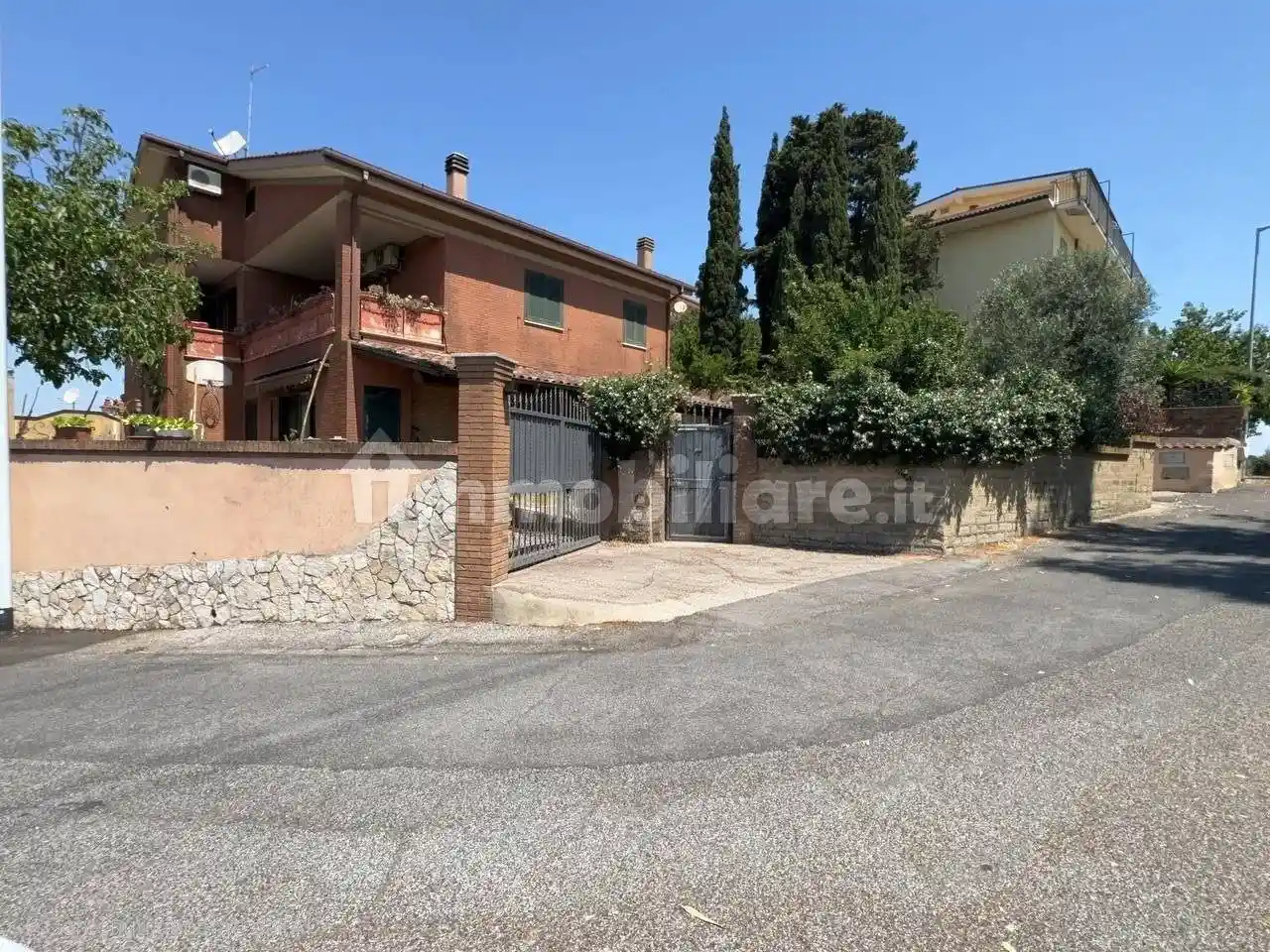 Casa indipendente in vendita a Roma