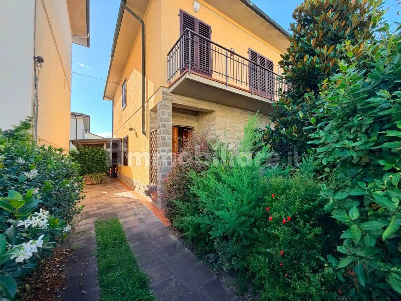 Villa in vendita a Campi Bisenzio
