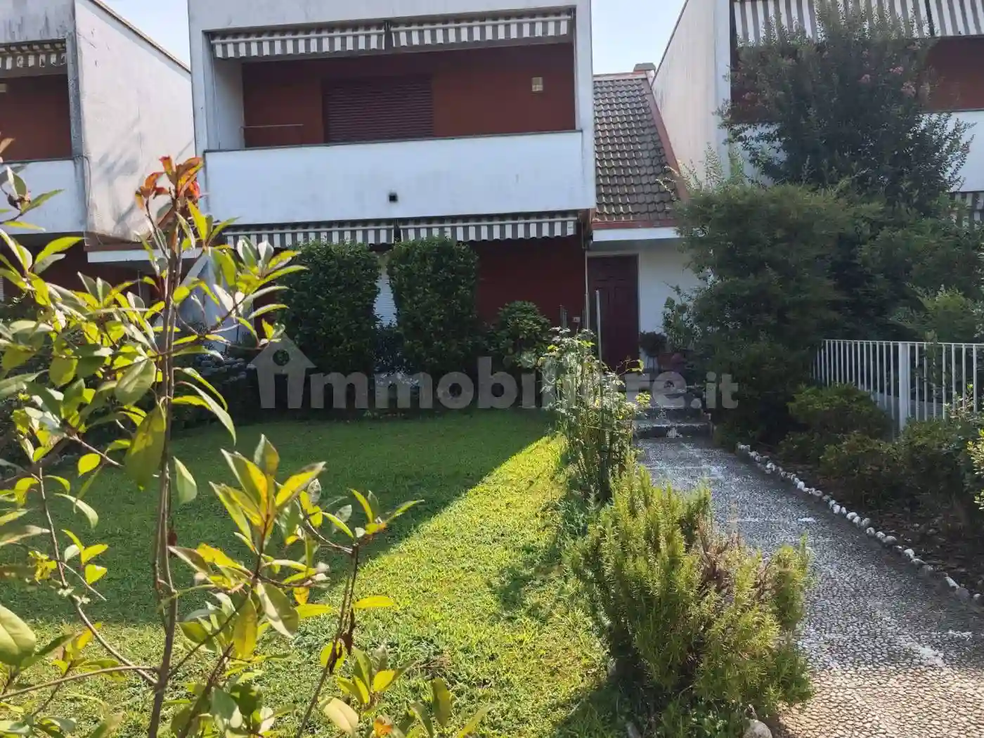 Villetta a schiera - foto 2