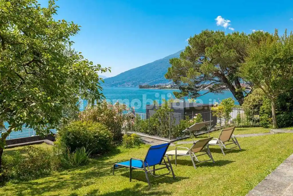 Villa in vendita a Gravedona ed Uniti