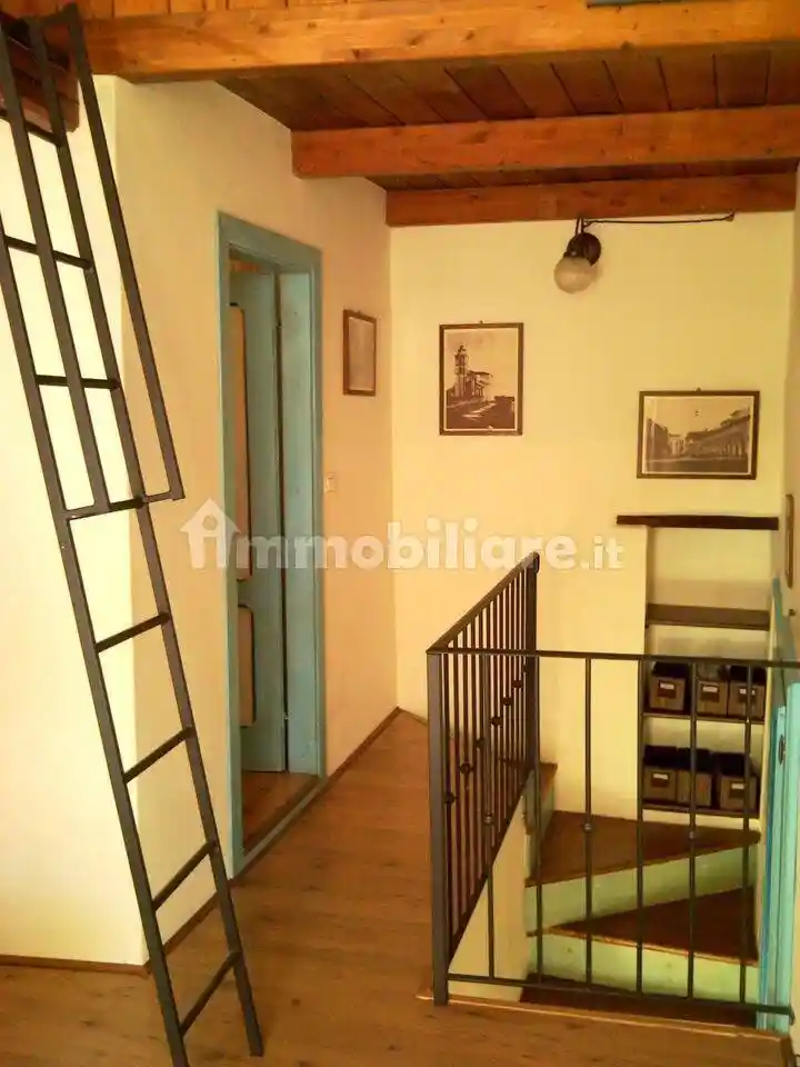 Casa indipendente in affitto a Fermo