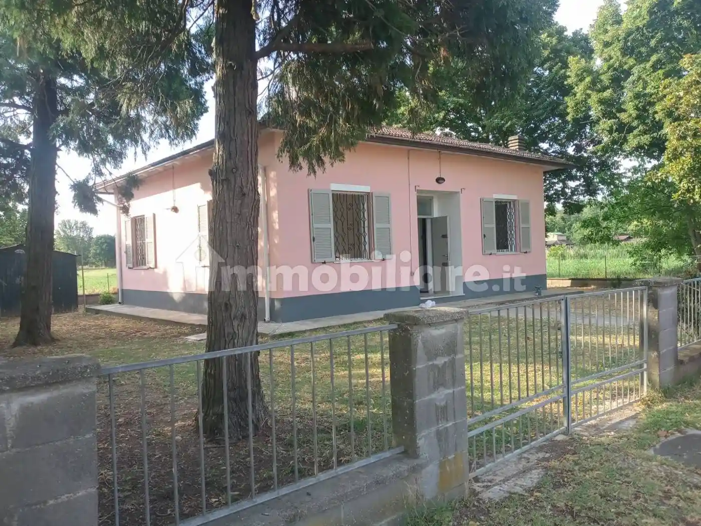 Villa in vendita a Parma
