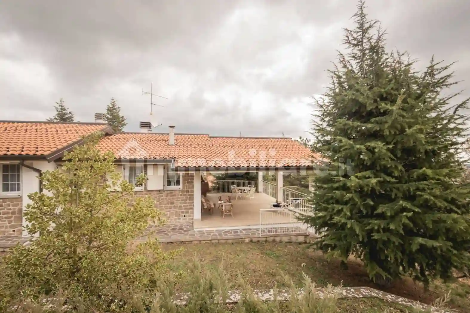 Villa - foto 2