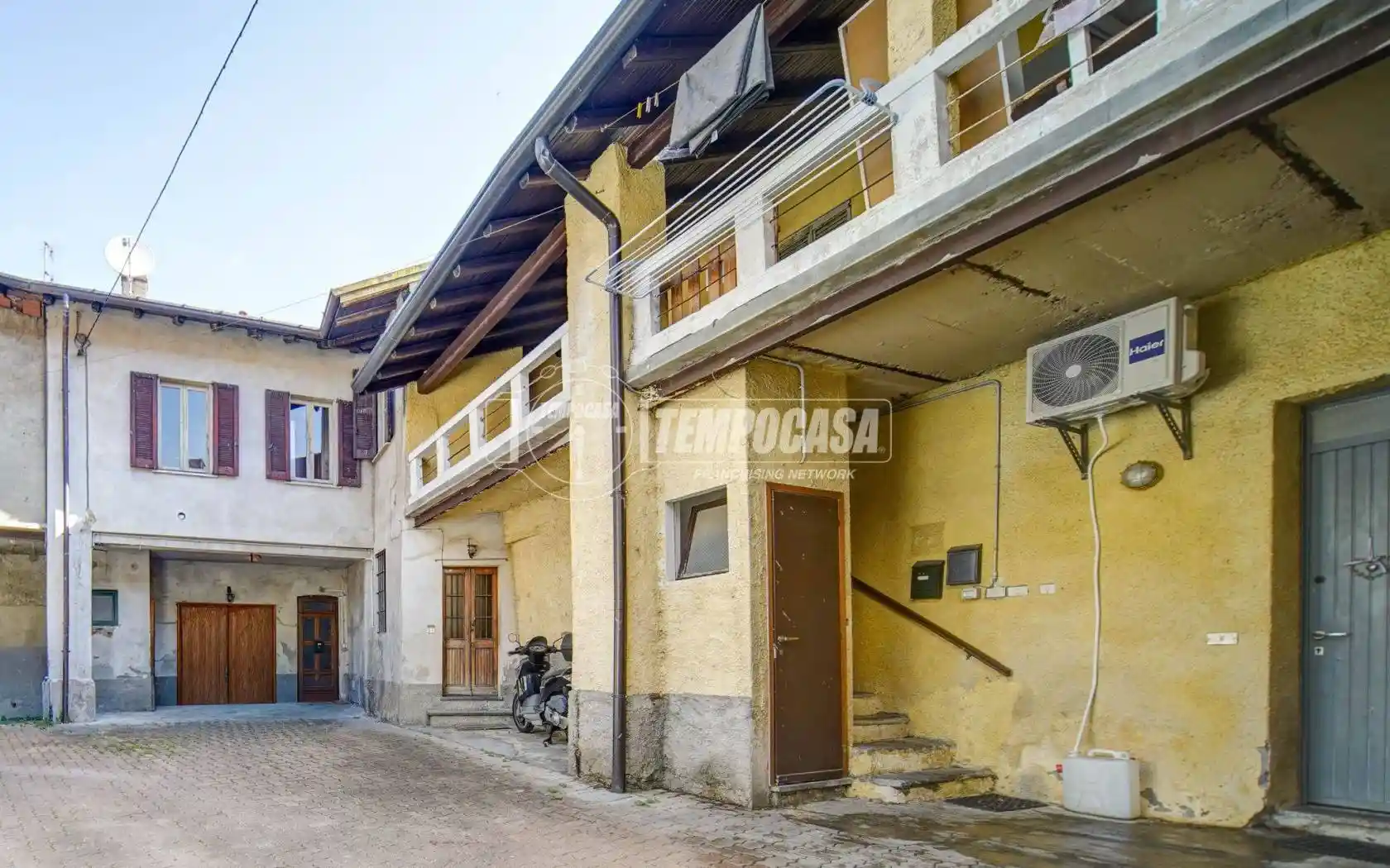 Appartamento in vendita a Galliate Lombardo