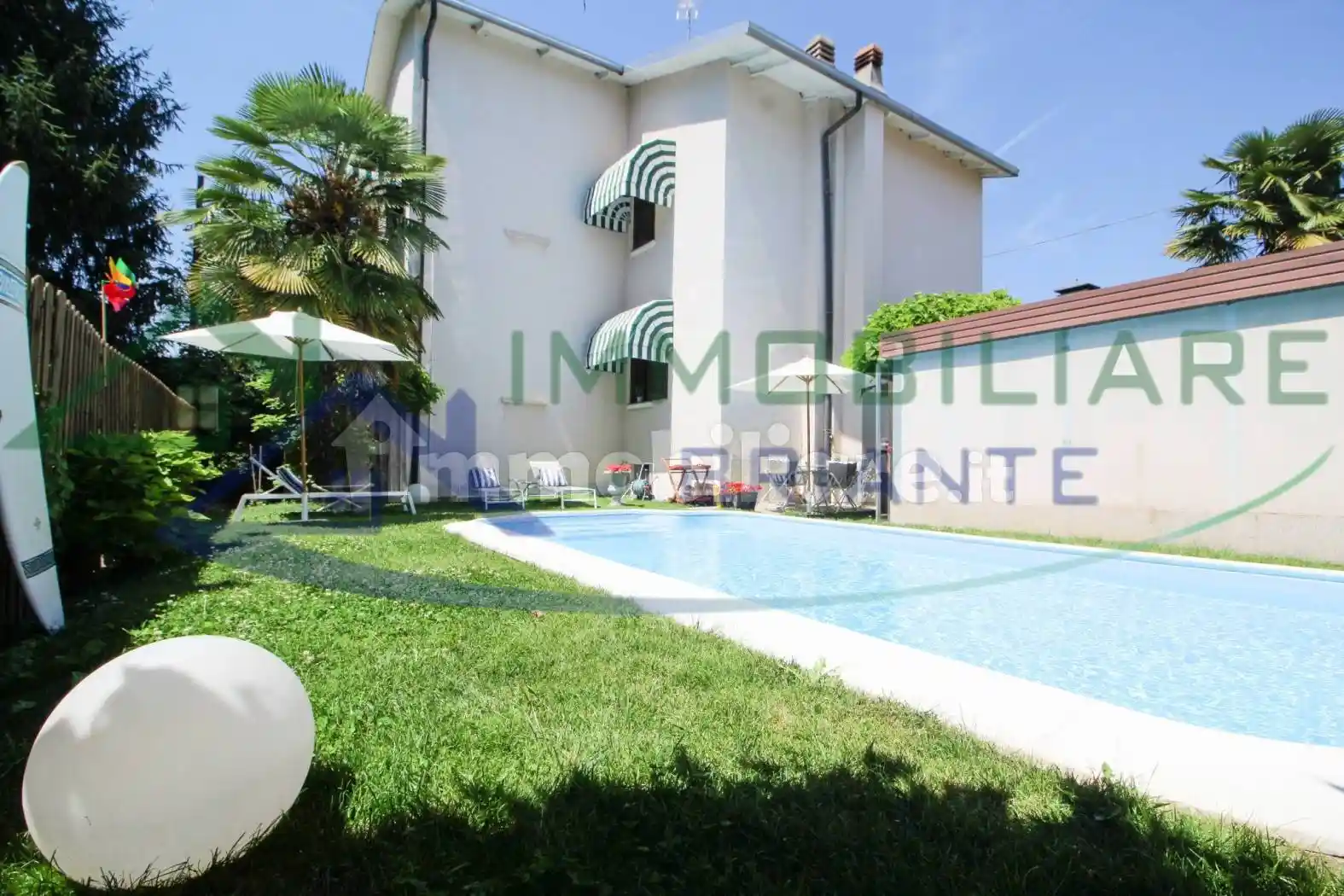 Villa in vendita a Gallarate